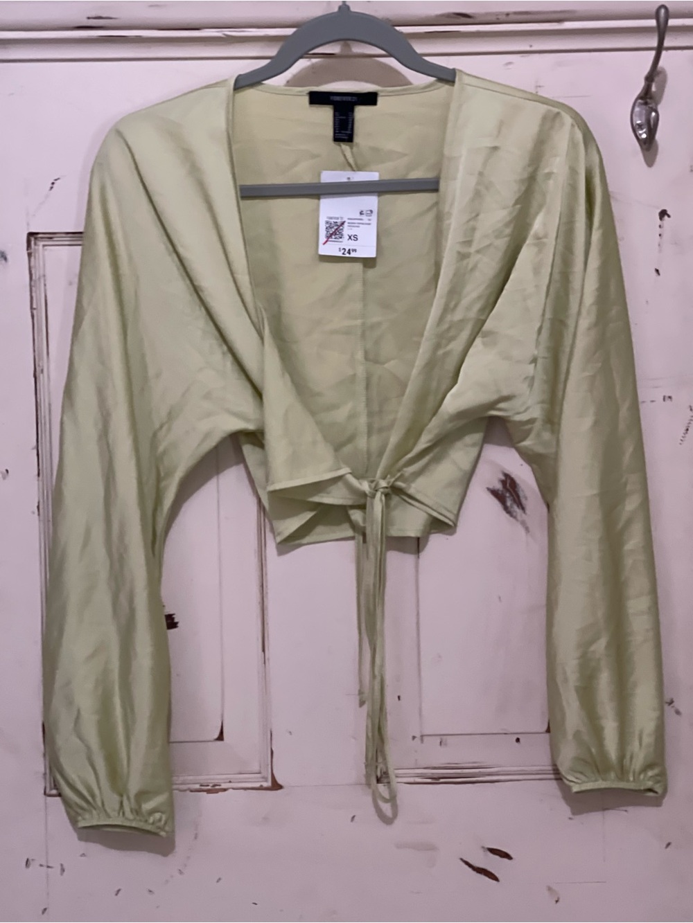 Forever 21 Pale Lime Tie-Front Cropped Top - XS New!